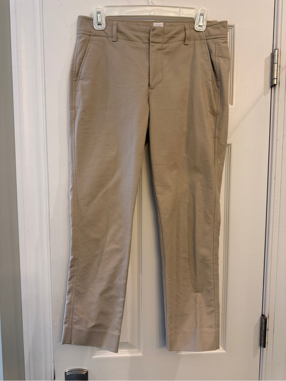 GAP Women's Khaki Slim Cropped Chinos